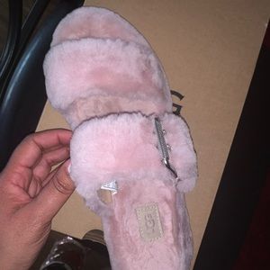 Ugg slides